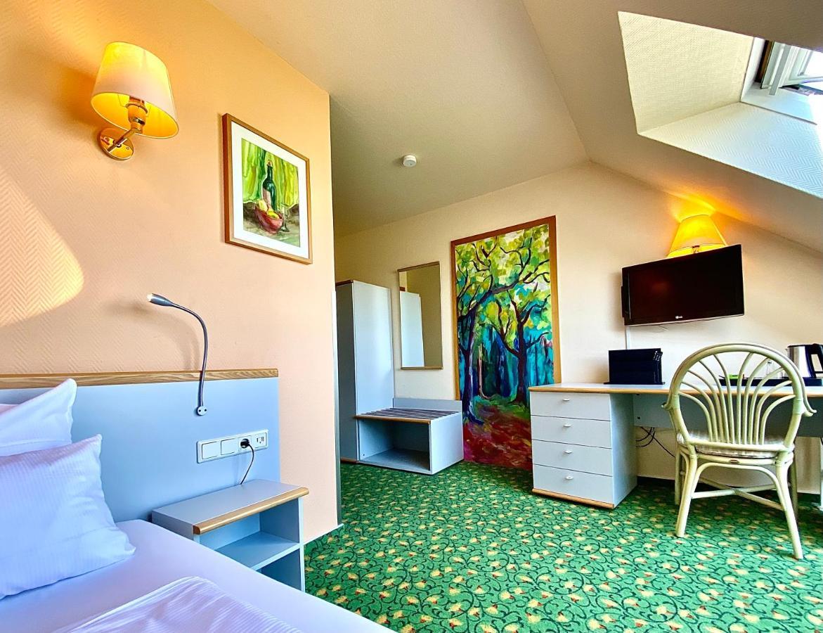 Hotel Am Mueritz-Nationalpark Waren  Dış mekan fotoğraf